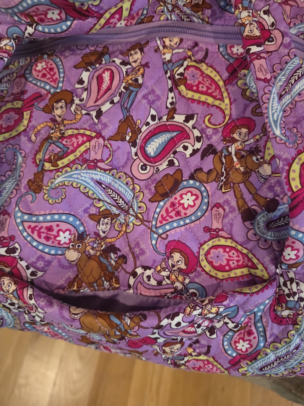 Vera Bradley Toy Story Rodeo Quilted Travel Weekender Bag-NWT - Picture 5 of 6
